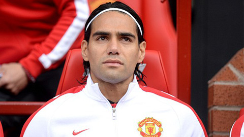Van Gaal trì hoãn kế hoạch mua đứt Falcao Van Gaal trì hoãn kế hoạch mua đứt Falcao