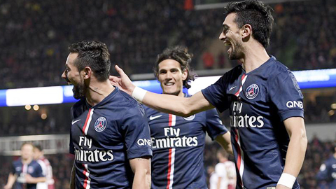 Pastore & Lavezzi thay nhau tỏa sáng Pastore & Lavezzi thay nhau tỏa sáng