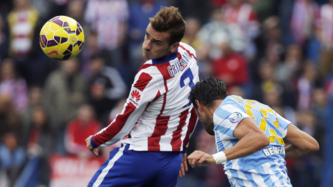 Atletico 3-1 Malaga: 3 điểm từ chấm phạt góc Atletico 3-1 Malaga: 3 điểm từ chấm phạt góc