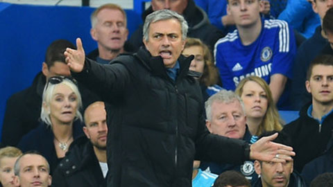 Mourinho đánh giá thấp chức vô địch Champions League của Di Matteo Mourinho đánh giá thấp chức vô địch Champions League của Di Matteo