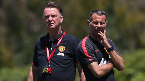 Lý do Giggs luôn là người trực tiếp chỉ đạo M.U thi đấu Lý do Giggs luôn là người trực tiếp chỉ đạo M.U thi đấu