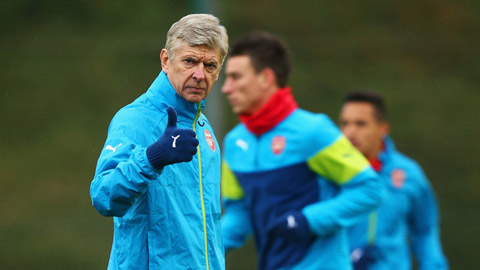 Arsenal giành vé vào vòng knock-out: "Ghế" Wenger lại ấm! Arsenal giành vé vào vòng knock-out: "Ghế" Wenger lại ấm!