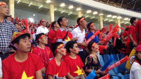 AFF Suzuki Cup: Yêu lắm, thương lắm tinh thần Việt Nam! AFF Suzuki Cup: Yêu lắm, thương lắm tinh thần Việt Nam!