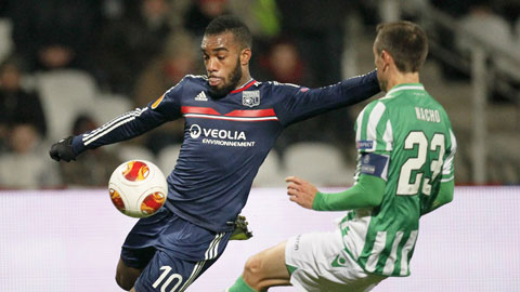03h00 ngày 1/12, St.Etienne vs Lyon: Đánh sập hang quỷ 03h00 ngày 1/12, St.Etienne vs Lyon: Đánh sập hang quỷ