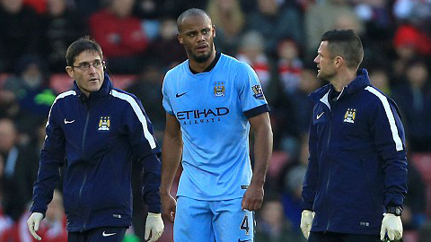 Dính chấn thương, Kompany lỡ trận gặp Sunderland Dính chấn thương, Kompany lỡ trận gặp Sunderland