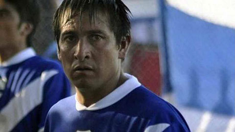 “Ăn gạch” của fan cuồng, cầu thủ Argentina tử vong “Ăn gạch” của fan cuồng, cầu thủ Argentina tử vong