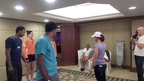 Roger Federer và Ana Ivanovic đua nhau làm diễn viên Bollywood Roger Federer và Ana Ivanovic đua nhau làm diễn viên Bollywood