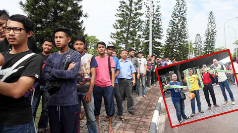 Cơn sốt vé ở Malaysia lên đến đỉnh điểm Cơn sốt vé ở Malaysia lên đến đỉnh điểm