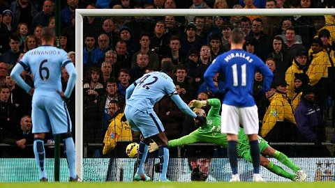 Man City 1-0 Everton: Giá đắt cho chiến thắng Man City 1-0 Everton: Giá đắt cho chiến thắng