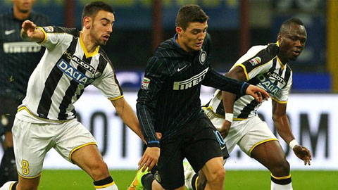 Inter Milan 1-2 Udinese: Sự trả thù ngọt ngào của Stramaccioni Inter Milan 1-2 Udinese: Sự trả thù ngọt ngào của Stramaccioni