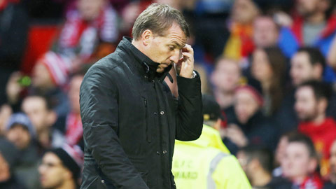 Thất bại trước Man United lại giáng thêm một đòn mạnh vào chiếc ghế vốn đang lung lay của HLV Rodgers