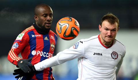 Roma chính thức có Seydou Doumbia (trái)