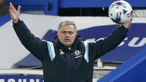 HLV Mourinho tiếp tục chứng tỏ là chiến lược gia xuất sắc