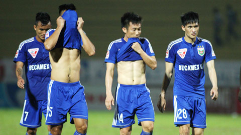 B.BD thua ĐT.LA tại vòng 7 V.League 2014