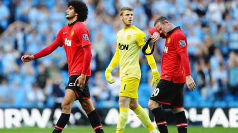 Những màn trình diễn kém cỏi trên sân bóng đã ảnh hưởng tiêu cực đến kinh doanh của Man United