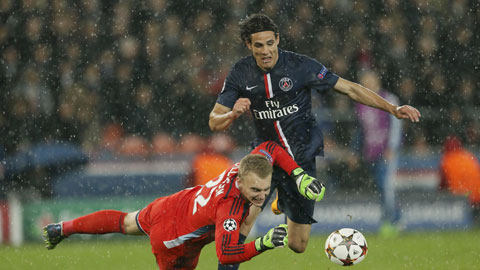PSG (phải) lại muốn thắng St.Etienne để hướng đến mùa giải lịch sử