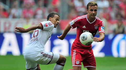Gặp Frankfurt là thời cơ để hàng công Bayern (phải) lấy lại bản năng săn mồi