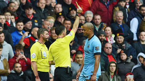 Hình ảnh đáng quên của Kompany cũng chính là hình ảnh thất bại của Man City ở trận đấu này
