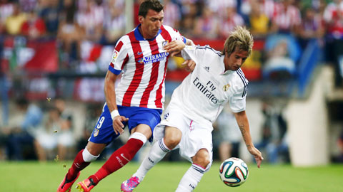 Trước Real, Mandzukic (trái) sẽ là niềm hy vọng của Atletico