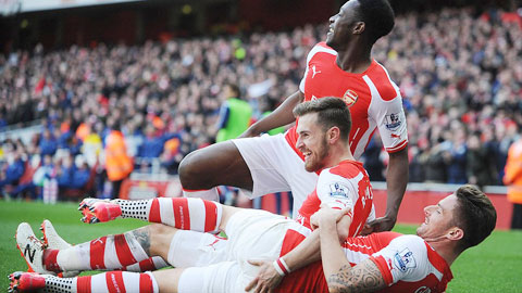 Với lực lượng vượt trội hoàn toàn, Arsenal sẽ hạ gục Reading để đặt vé vào chung kết
