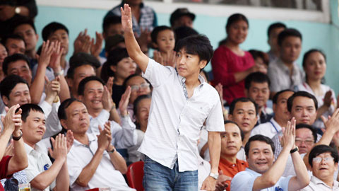 HLV Toshiya Miura đã đến dự khán trận đấu giữa Thanh Hóa và B.BD