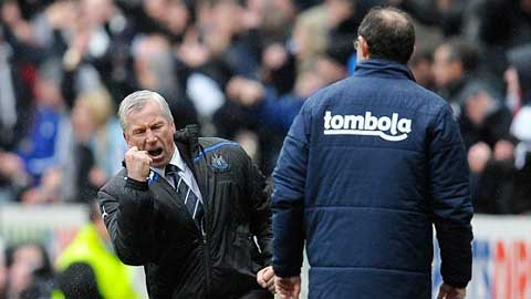 Pardew đã giúp Crystal Palace vượt khó ngoạn mục