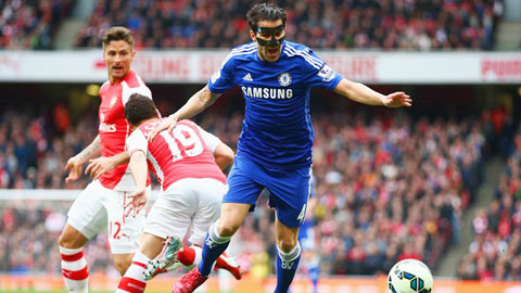 Fabregas đã thi đấu rất tự tin khi đối mặt với đội bóng cũ