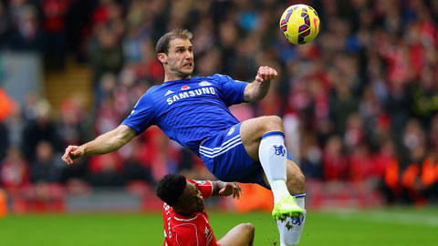 Cả Ivanovic (trên) lẫn Sterling đều đang được Bayern săn đón