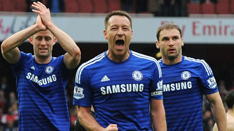 Hàng thủ Chelsea chơi rất kín kẽ dưới sự chỉ huy của thủ quân Terry