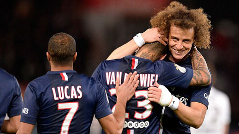PSG đã lấy lại ngôi đầu bảng từ tay Lyon