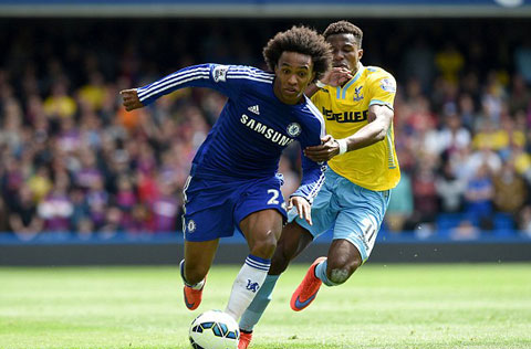 Willian biết cách ghi điểm với Mourinho