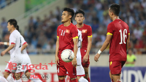 ĐT Việt Nam thủ hòa CHDCND Triều Tiên bằng một lối chơi làm hài lòng HLV Miura và người hâm mộ - Ảnh: Đức Cường 