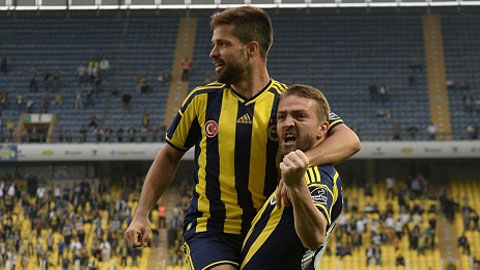 0h00 ngày 26/5: Basaksehir vs Fenerbahce