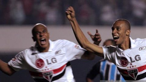 08h00 ng&agrave;y 4/6: Gremio vs Corinthians