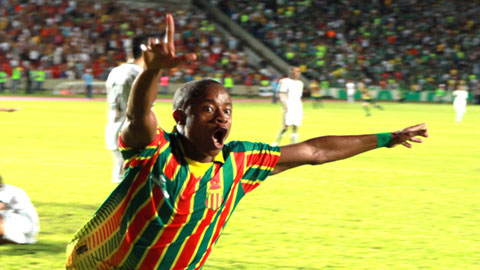 05h30 ngày 20/6: Sampaio Correa vs Bahia