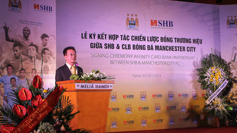 SHB và CLB Manchester City đã ký kết hợp tác chiến lược phát triển đồng thương hiệu vào tháng 7 năm ngoái