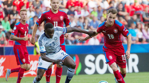 01h45 ngày 24/6, U21 CH Czech vs U21 Đức: Chủ nhà phải thắng!