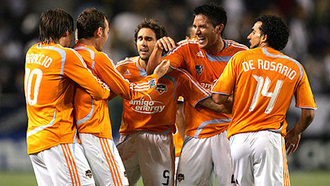 08h00 ngày 4/7: Houston Dynamo vs Chicago Fire