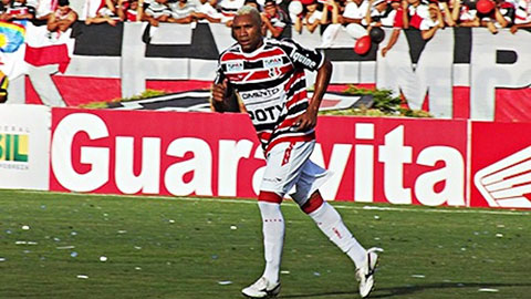 07h50 ng&agrave;y 8/7: Santa Cruz vs CRB