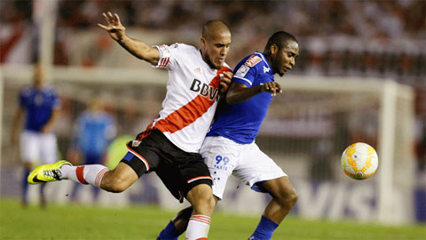 03h00 ngày 12/7: River Plate vs Temperley