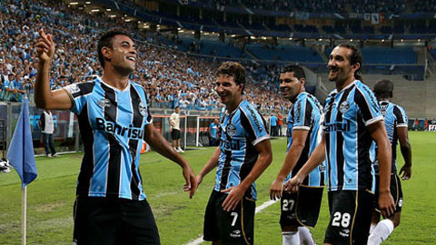 05h30 ng&agrave;y 26/7: Gremio vs Recife