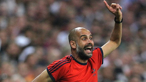 HLV Guardiola tức giận với pha phạm lỗi của De Jong với Kimmich