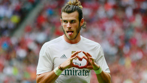 Bale rực sáng với vai trò dẫn dắt hàng công Real trong trận thắng Tottenham