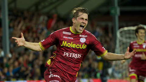 01h30 ngày 8/8: Zulte Waregem vs Genk