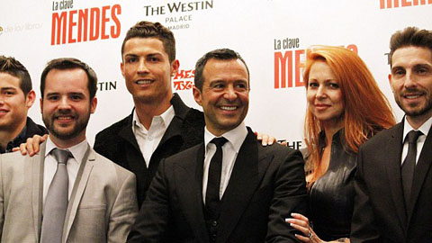 Thân chủ nổi tiếng nhất của Mendes lúc này là siêu sao Cris Ronaldo