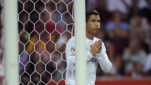 Ronaldo muốn tiếp tục chơi ở cánh trái thay vì trung phong cắm