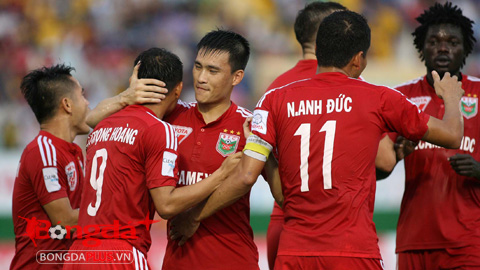 B.BD đang băng băng về đích ở V.League 2015. Ảnh: Anh Tài