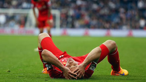 Lovren mắc những sai lầm rất khó chấp nhận