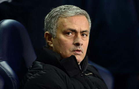 HLV Mourinho không thể đảm bảo suất đá chính thường xuyên cho De Bruyne