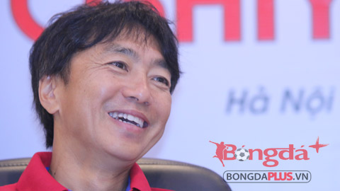 HLV Miura đánh giá cao tính cạnh tranh ở V.League 2015
